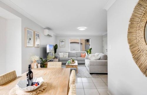 East Toowoomba Apartment | Stones throw to Grammar, Queens Park & CDB!