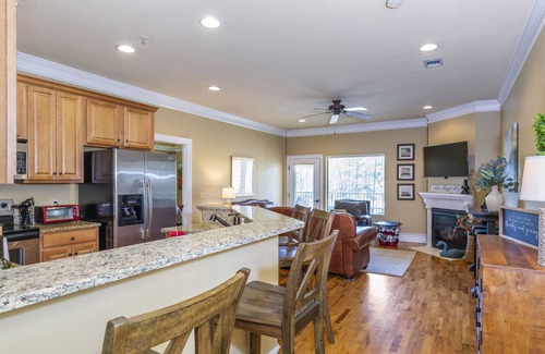 Dadeville Condo | Stoneview Summit waterfront 3/2 condo with amazing views and dedicated boat slip