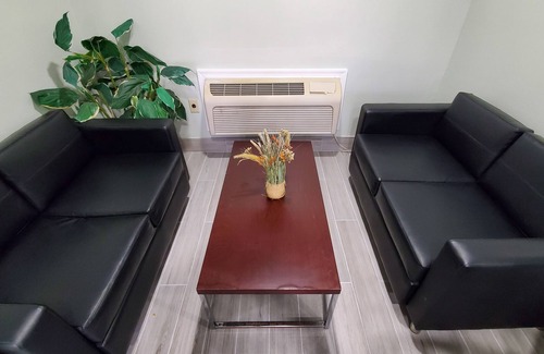 Smithfield Hotel | Stonewood Inn & Suites Carrollton - Smithfield