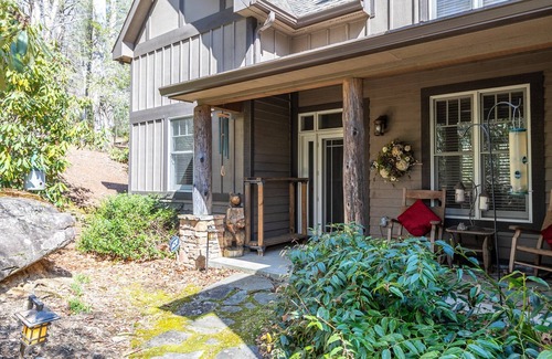 Foscoe House | Stoney Brook Cottage at Echota - Hot Tub, Fire Pit, and Outstanding Community Amenities!