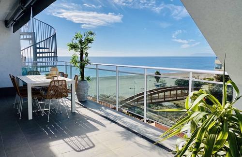 El Morche Apartment | Stor Lägenhet vid Stranden med Fantastisk Terrass