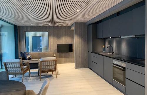 Henningsvaer Apartment | Stor moderne leilighet i Henningsvær, 70 kvm