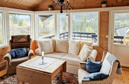 Steinsetbygdi House | Stor Usjenert Hytte Med Spa Og Utsikt I Valdres