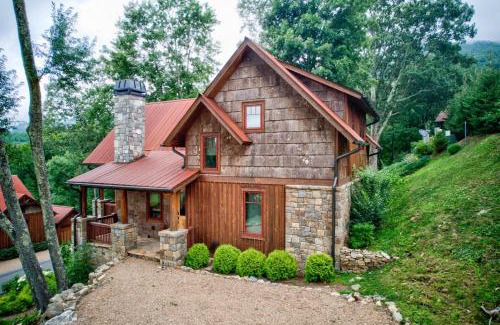 Banner Elk House | Storybook Cottage at Eagles Nest
