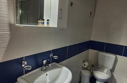 Lefktro Apartment | Stoupa Lefktro 2