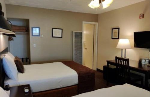 Beatty Junction Hotel | Stovepipe Wells Village