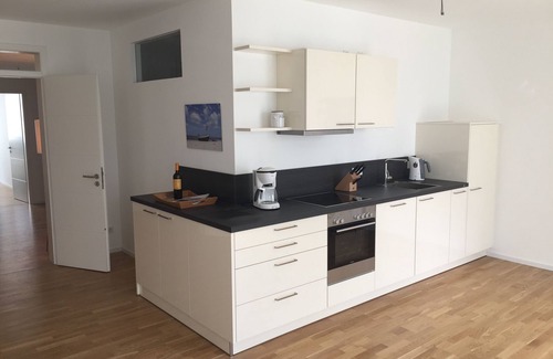 Binz Apartment | Strandhaus Seeblick Apartment 11 to 6 people directly on Binz beach