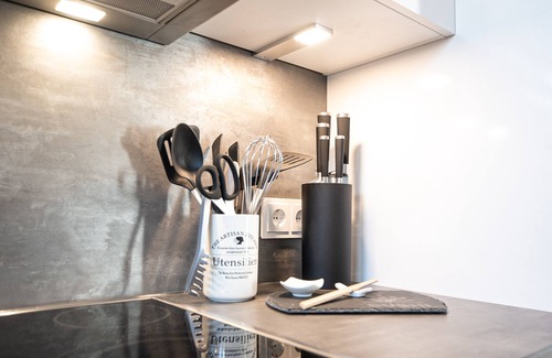 Busum House | Strandhuus - close to the beach and the North Sea, infrared sauna, terrace, fireplace
