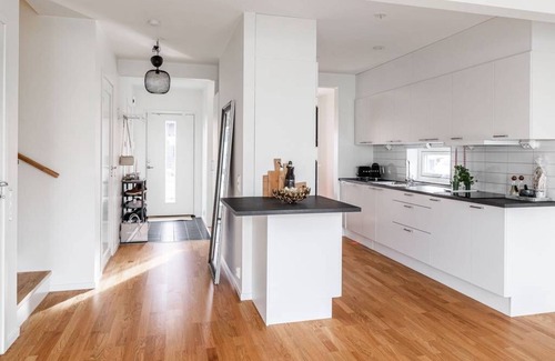 Ostra Karup Villa | Strandnära Boende för Uthyrning i Båstad. Perfekt för Semester och Avkoppling