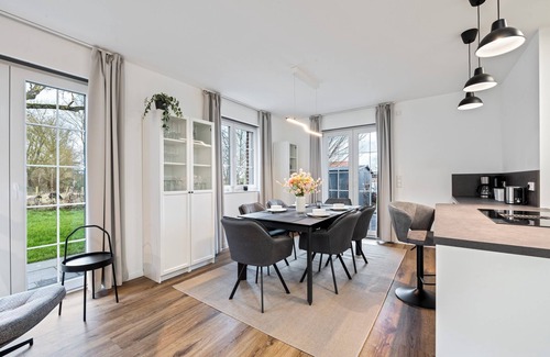 Rosenhagen Apartment | Strandnest Rosenhagen - light-flooded 5-star apartment near the beach