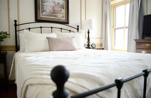 Strasburg Hotel | Strasburg Village Inn