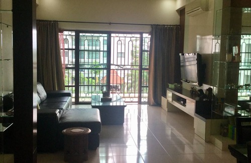 Kuala Lumpur House | Strategic and Convenient, near SOLARIS Mont Kiara, PUBLIKA, MATRADE And MITEX.