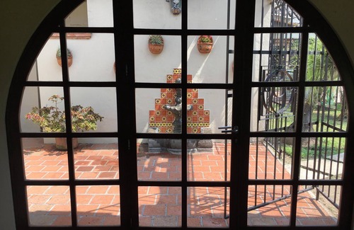 Medellin Villa | Strategically located in central Veracruz, close to everything. Here you rest.