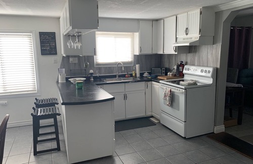 Brights Grove House | Strathuron House