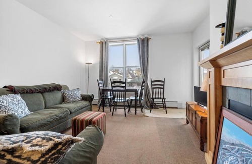 Stratton Mountain Condo | Stratton Mountain Resort ~ Long Trail House with direct mountain views