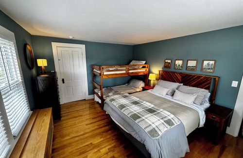 South Londonderry Other | Stratton View Farmhouse + Guesthouse