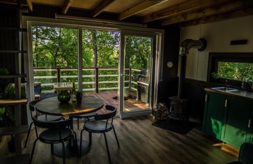 Ogre Municipality House | Strazdu Ligzda Off grid treehouse