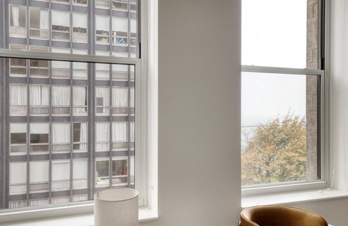 Streeterville Apartment | Streeterville 1br w pool roof gym nr lakefront CHI-827