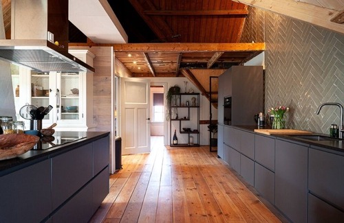 Neede Other | Stroeckmanhoeve: The Loft