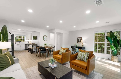 Alpharetta House | Stroll to Downtown Alpharetta & Avalon Shops
