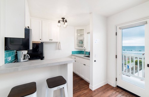 Oceanside Condo | 🐬 Stroll to the Beach from Pacific Villas #5