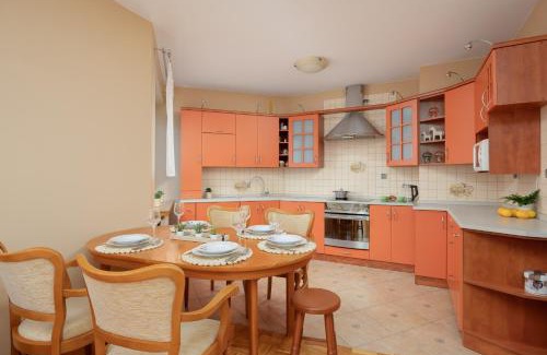 Ursynow Apartment | Stryjeńskich Cozy Apartment with Balcony in Warsaw Ursynów district by Noclegi Renters