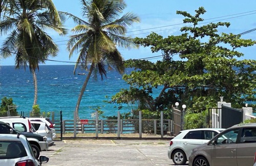 Le Diamant Apartment | Studio Blue Wave Diamond - sea view, 1 minute walk from the beach!