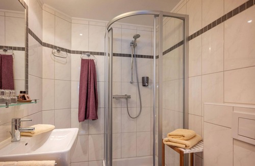 Scheffau am Wilden Kaiser Cottage | Studio-appartement mit Küche und Eigenem Bad ÜF - Haus Romeo - Alpine Gay Resort