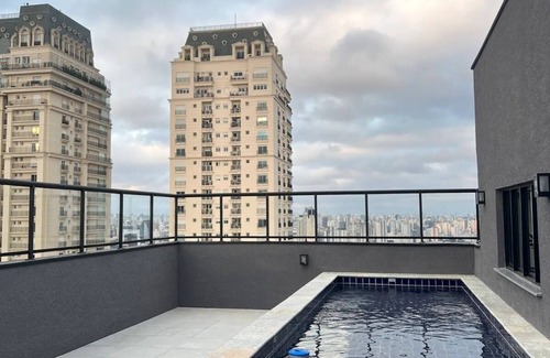 Sao Paulo Apartment | Studio Novo Completo - Cidade Jardim. Wifi/piscina/ótima Localização/lavanderia