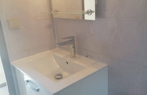 Saint-Martin Apartment | Studio à 15 min de la mer 30min de l Espagne Calme et Privée Avec Piscine
