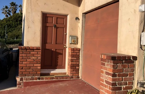 El Porto Apartment | Studio 2 blocks to Beach w/Parking - Close to LAX