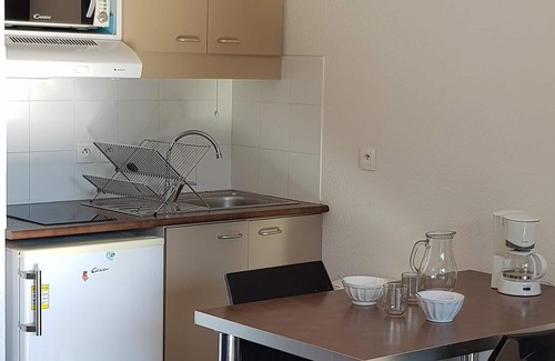 Selonnet Apartment | studio 2 pmr - résidence les blanches provençales