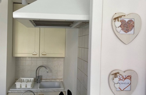 Juan-les-Pins Apartment | Studio 26 m2 with pool & private parking