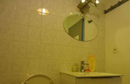 Poteries Apartment | STUDIO 3 pers calm near ZENITH, private parking