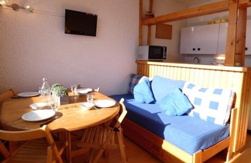 Piau Engaly Apartment | Studio 4 pers. avec balcon au sud, à Piau-Engaly, cuisine équipée et accès direct aux pistes - FR-1-457-155