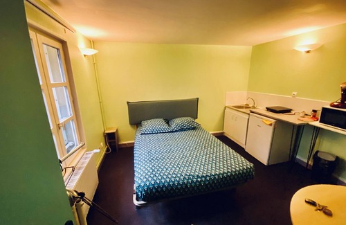 Cherbourg-en-Cotentin Apartment | Studio 6 "les moulins" in the town center
