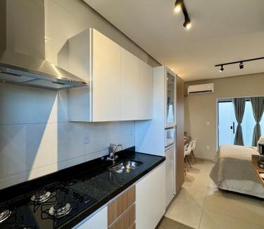 Jardim Palmeiras Apartment | Studio Aconchegante com Carregador de Carro Elétrico na Garagem