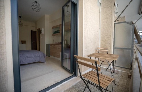 Vyronas Apartment | Studio Ag Ioannis m station 1 bed 2 pers by MPS