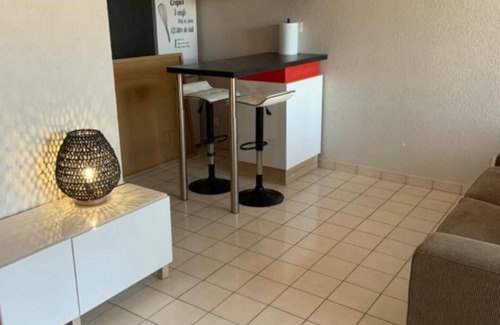 Douvaine Apartment | "Studio Agora" with Balcony & Wi-Fi