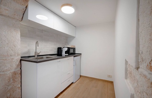 Noci Apartment | Studio 'Alcova' with Wi-Fi and Air Conditioning