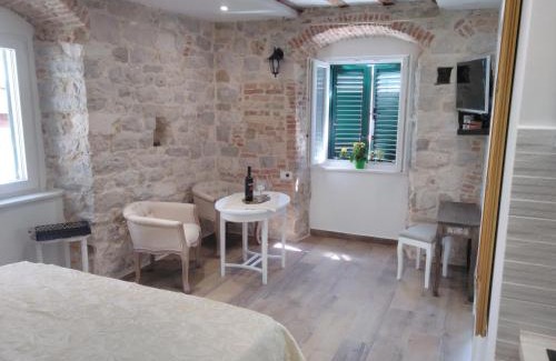 Old Town Apartment | Studio Amore in Diocletian palace