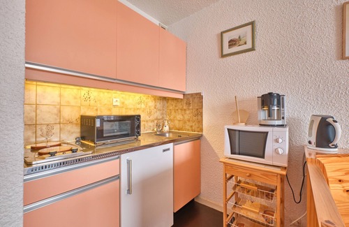 Correncon-en-Vercors Apartment | Studio Apartment 'Herbouilly' with Mountain View and Balcony