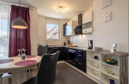 Fischbach Apartment | Studio Apartment Iluna close to the Lakeshore with Highspeed Wi-Fi & Balcony