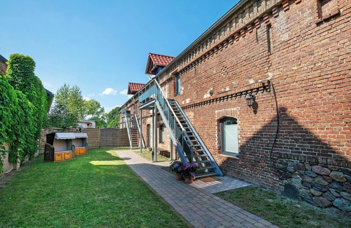 Ludwigsfelde Apartment | Studio Apartment 'Apartment 6 - Siethener See' with Shared Terrace and Wi-Fi