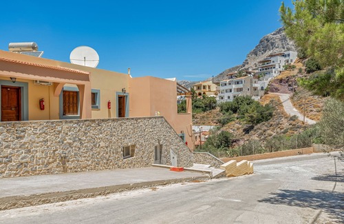 Kamari Apartment | Studio Apartment 'Amphitrite -' with Sea View, Wi-Fi and Air Conditioning