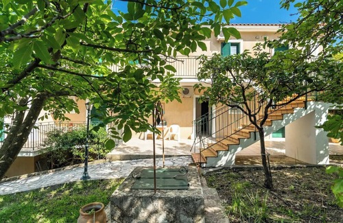 Kateleios Apartment | Studio Apartment "Anemona 1" with Shared Pool & Wi-Fi