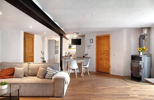 Wurmansau Apartment | Studio Apartment 'Apartment Ilsi' with Mountain View, Private Terrace and Wi-Fi