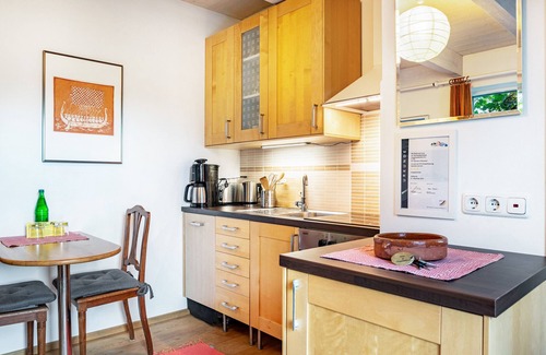 Pries Apartment | Studio Apartment 'Apartment Im Schwedenhaus' with Private Terrace, Private Garden and Wi-Fi