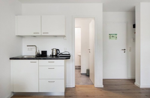 Bad Krozingen Apartment | Studio Apartment 'Tunsel' with Wi-Fi
