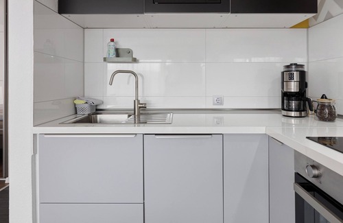 Kappel Apartment | Studio Apartment 'Ferienwohnung Sally' with Mountain View and Balcony